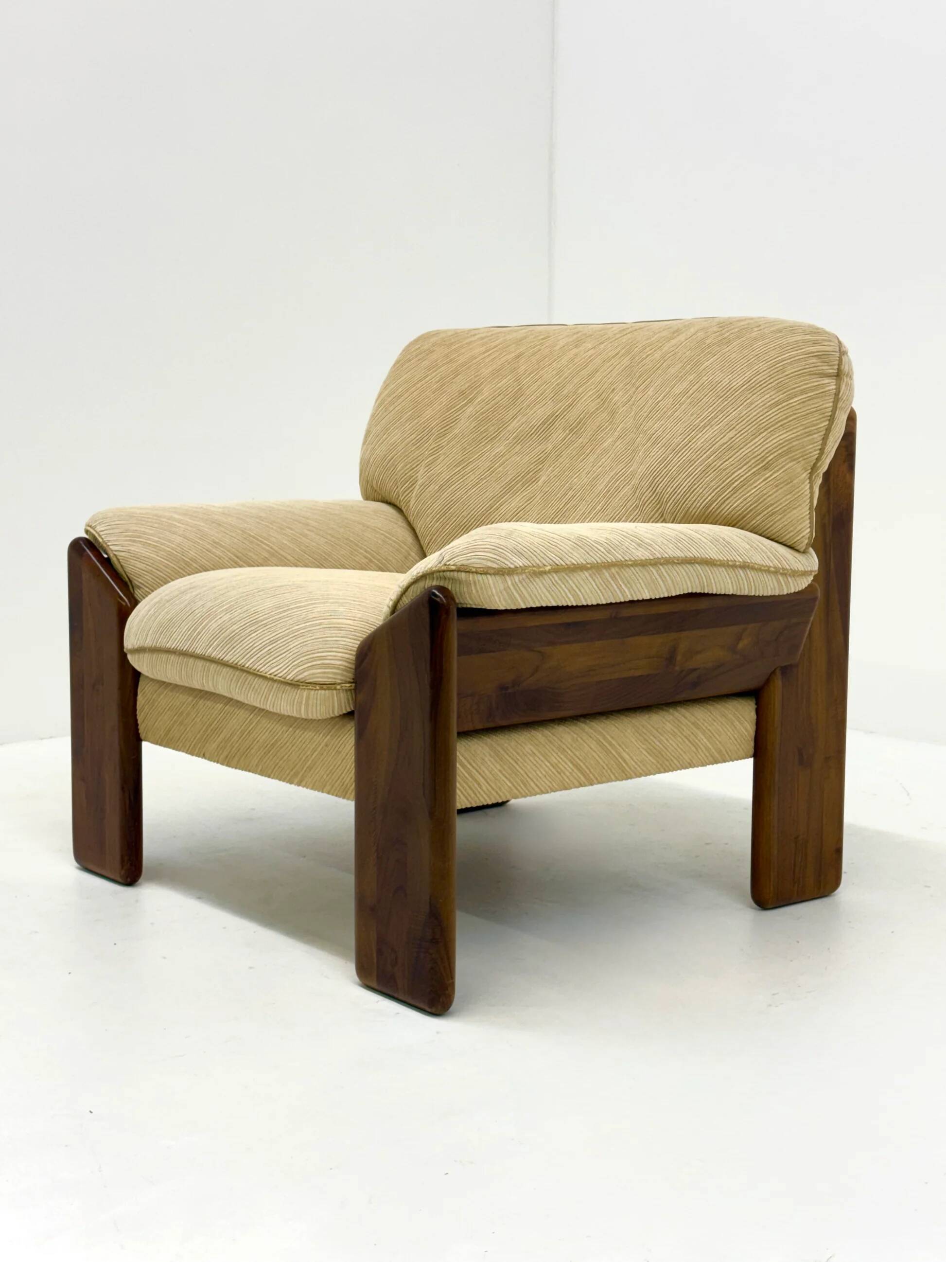 Sapporo armchairs by Mario Marenco for Mobil Girgi