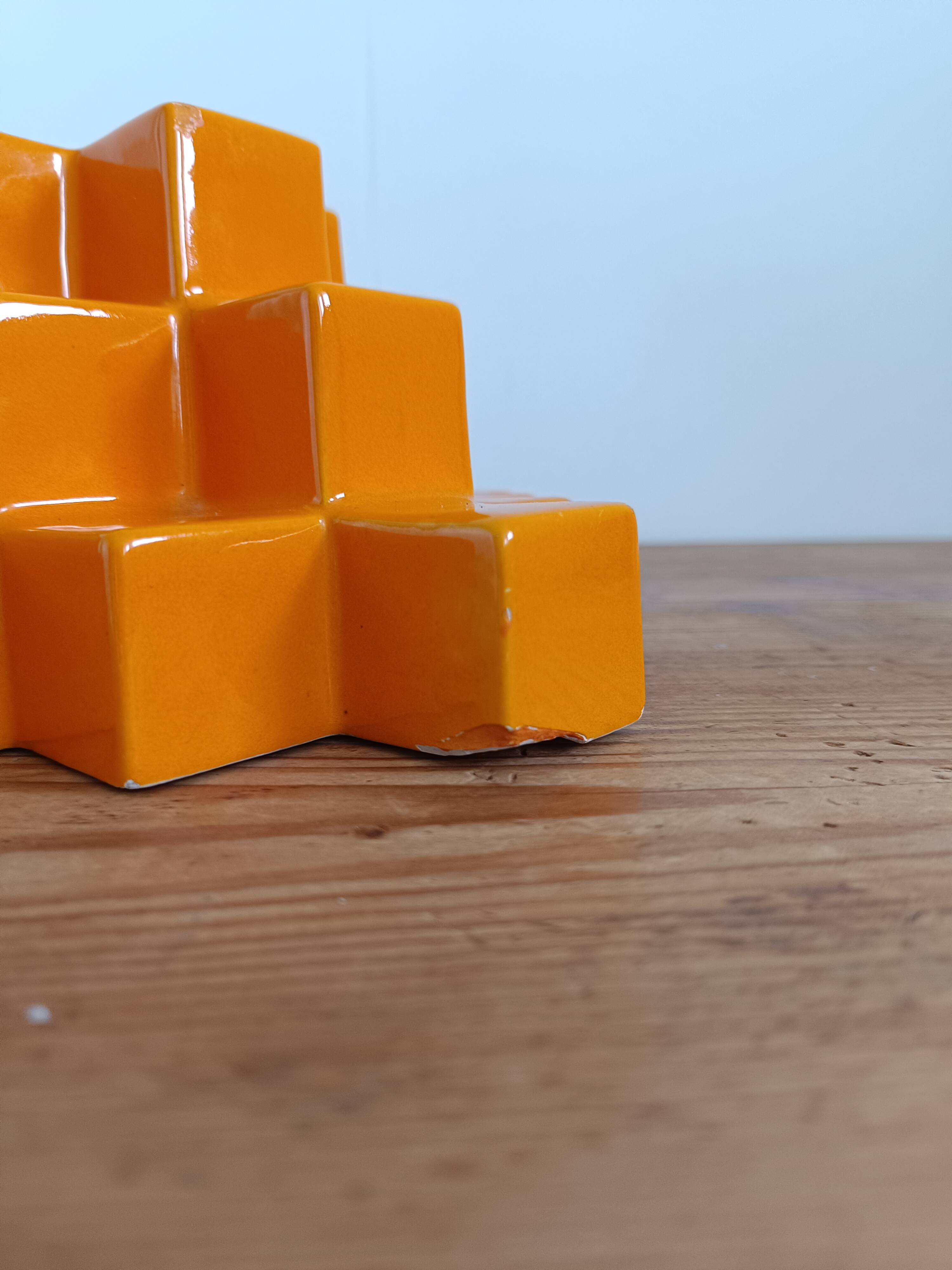 Pyramid vase in orange ceramic by Makio Hasuike for Gabbianelli, 1970