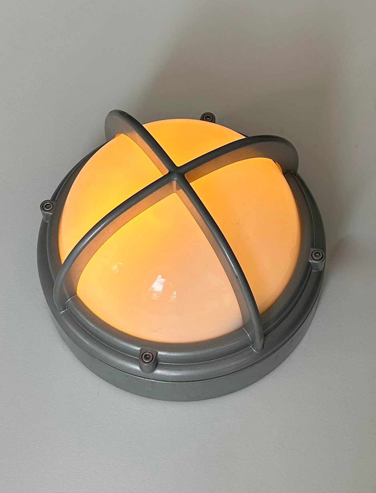 Vintage wall lamp SKOT maxi, alumunium, Louis Poulsen.