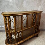 Rattan bar and its stools