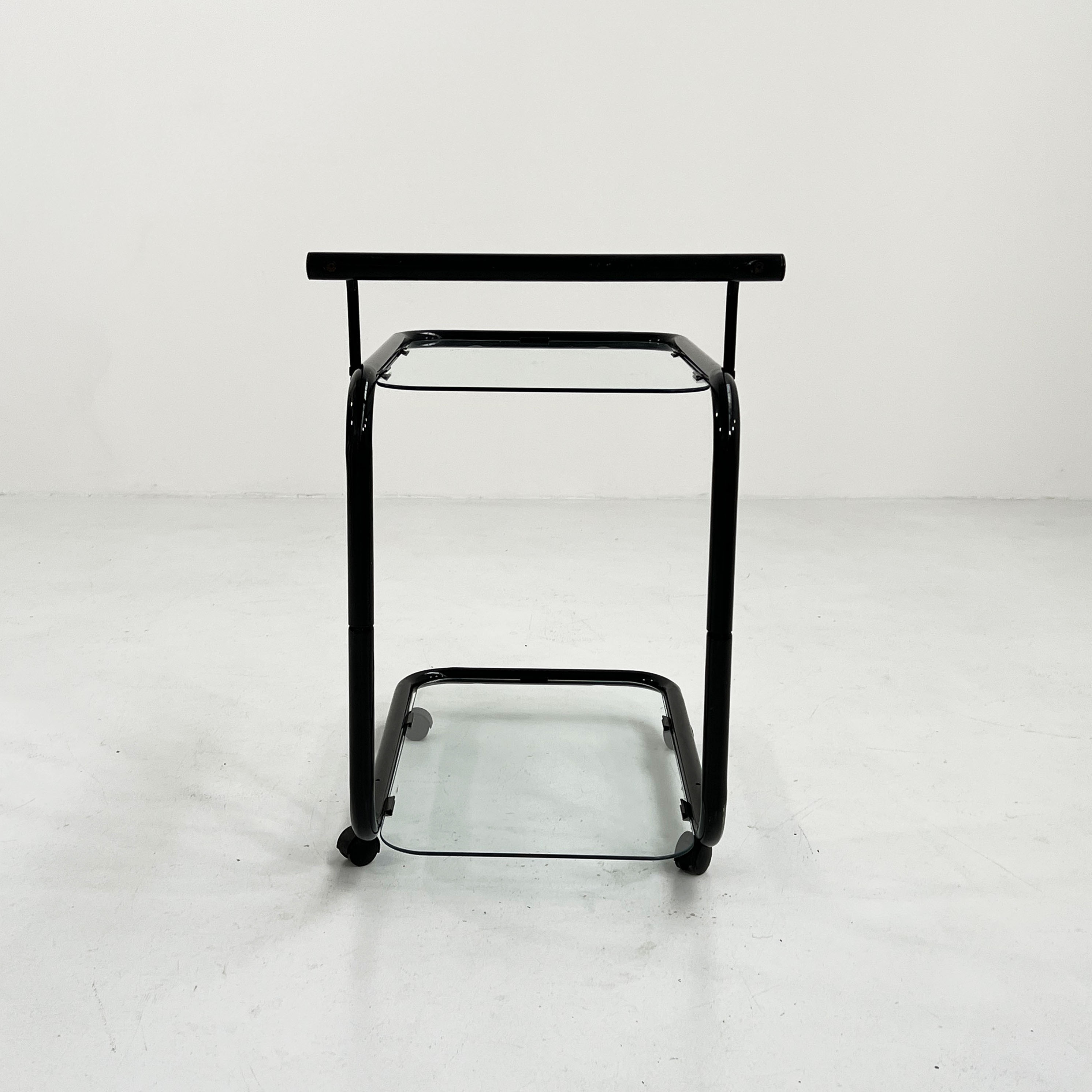 Postmodern service in metal and glass, 1980