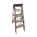Wooden painter's stepladder