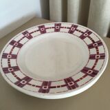 4 different plate plates on earthenware
