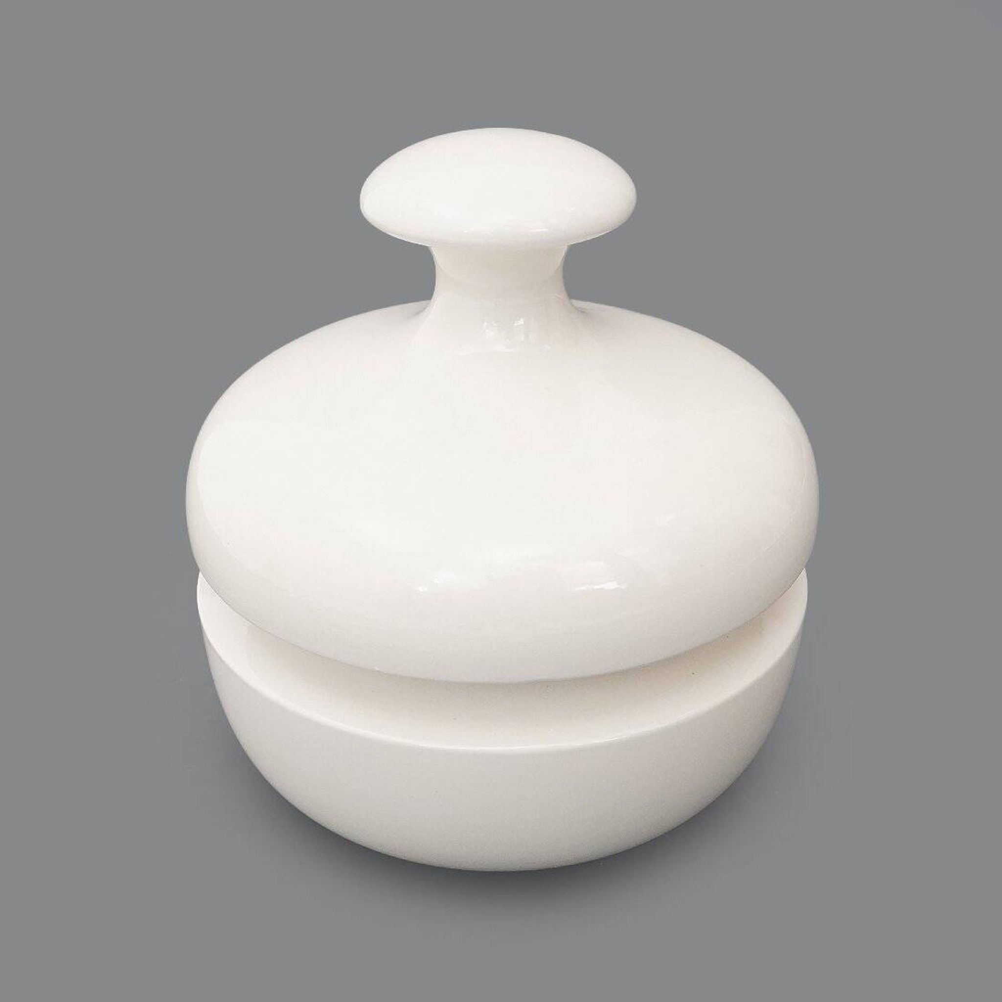 White ceramic vase with lid by Enzo Bioli for Il Picchio, 1970s