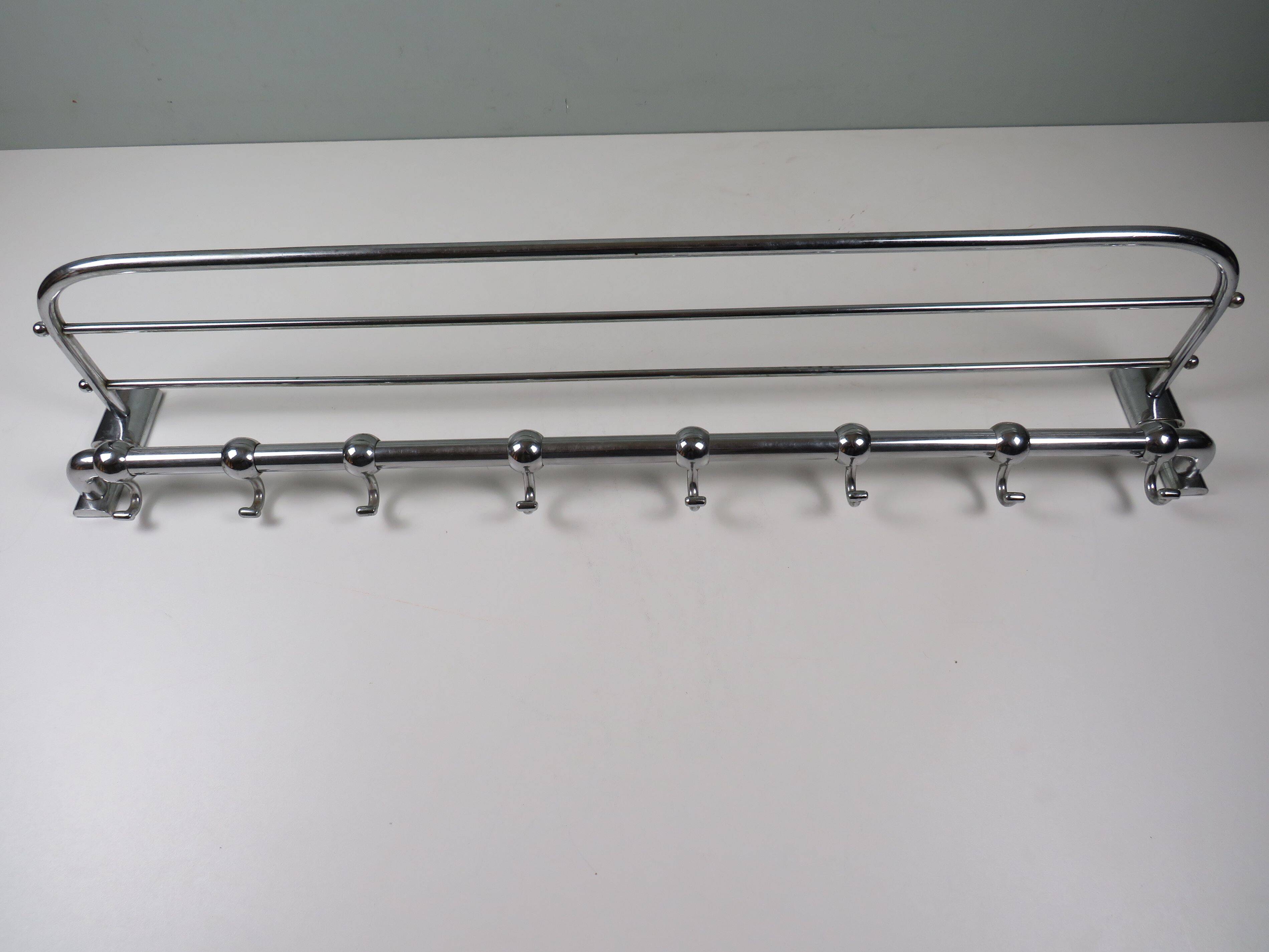Wall-mounted coat rack Bauhaus / Art Deco in chrome metal, 1920s