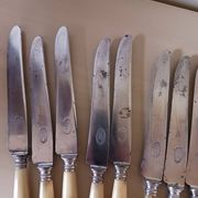 Antique knives in Bakelite and steel.