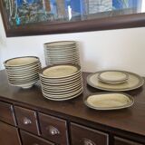 46-piece table service porcelain from the Lot, Virebent workshop.