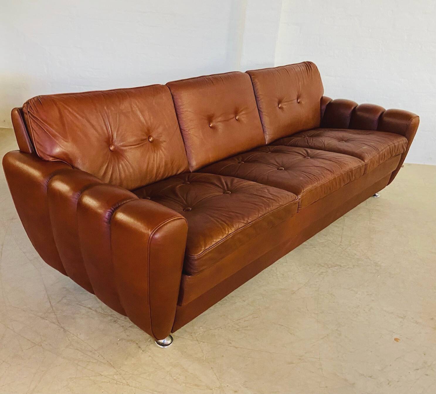 Retro vintage Danish 3 person Svend Skipper sofa in chestnut brown leather