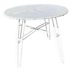 Table de jardin  attribuée - mategot