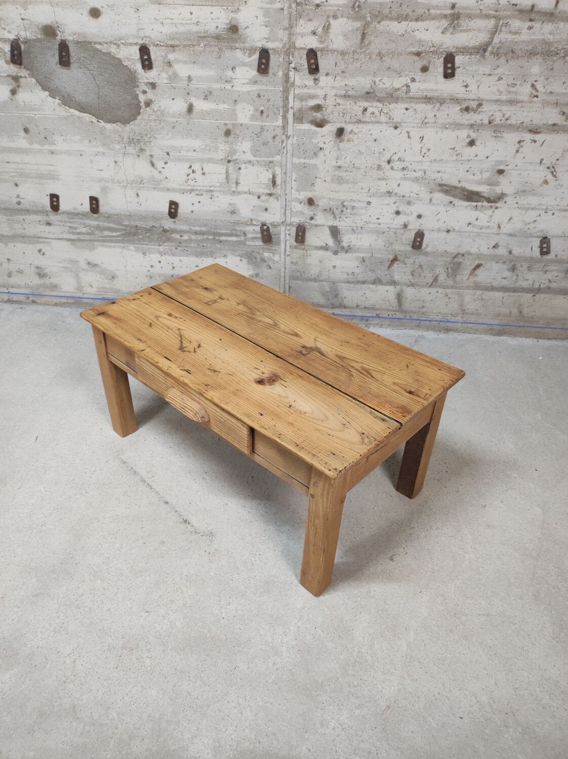 Farmhouse coffee table