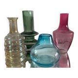 Série de 4 vases vintage en verre coloré