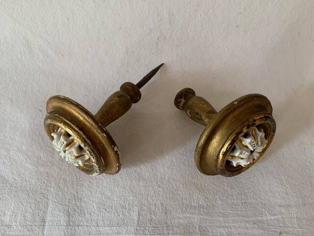 Large round door handles in gilded wood and Old Paris porcelain, circa 1900