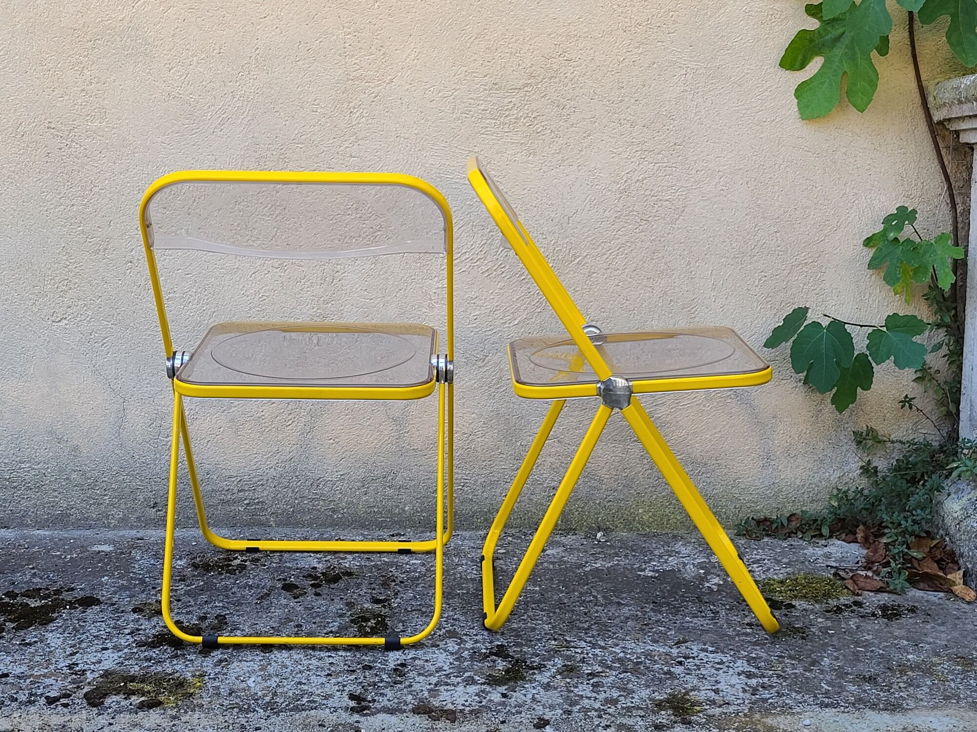 Yellow Plia folding chairs by Giancarlo Piretti for Castelli, 1960