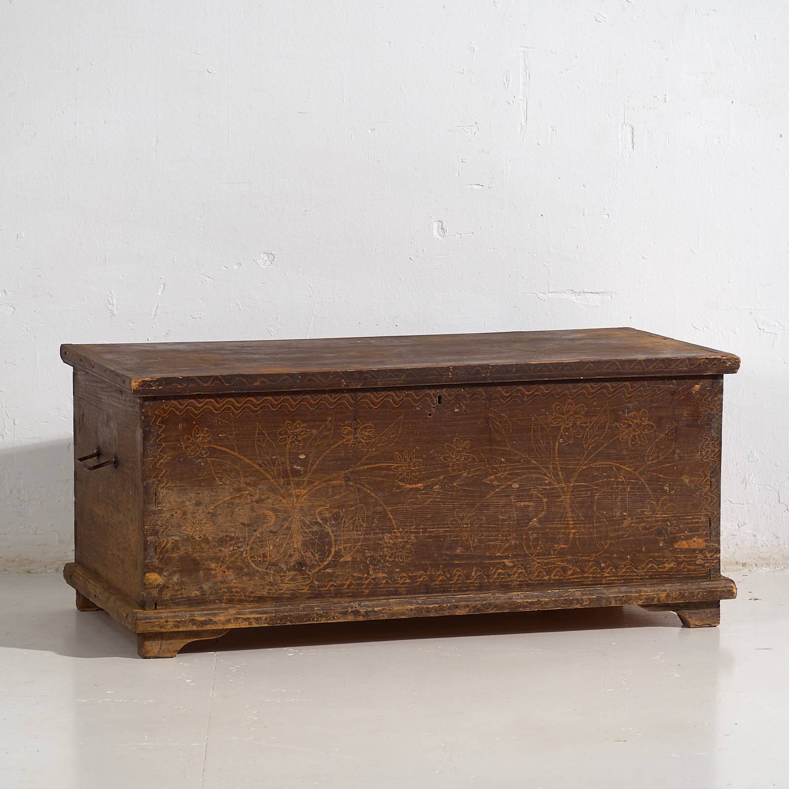 Antique chest with floral motifs (c.1920)