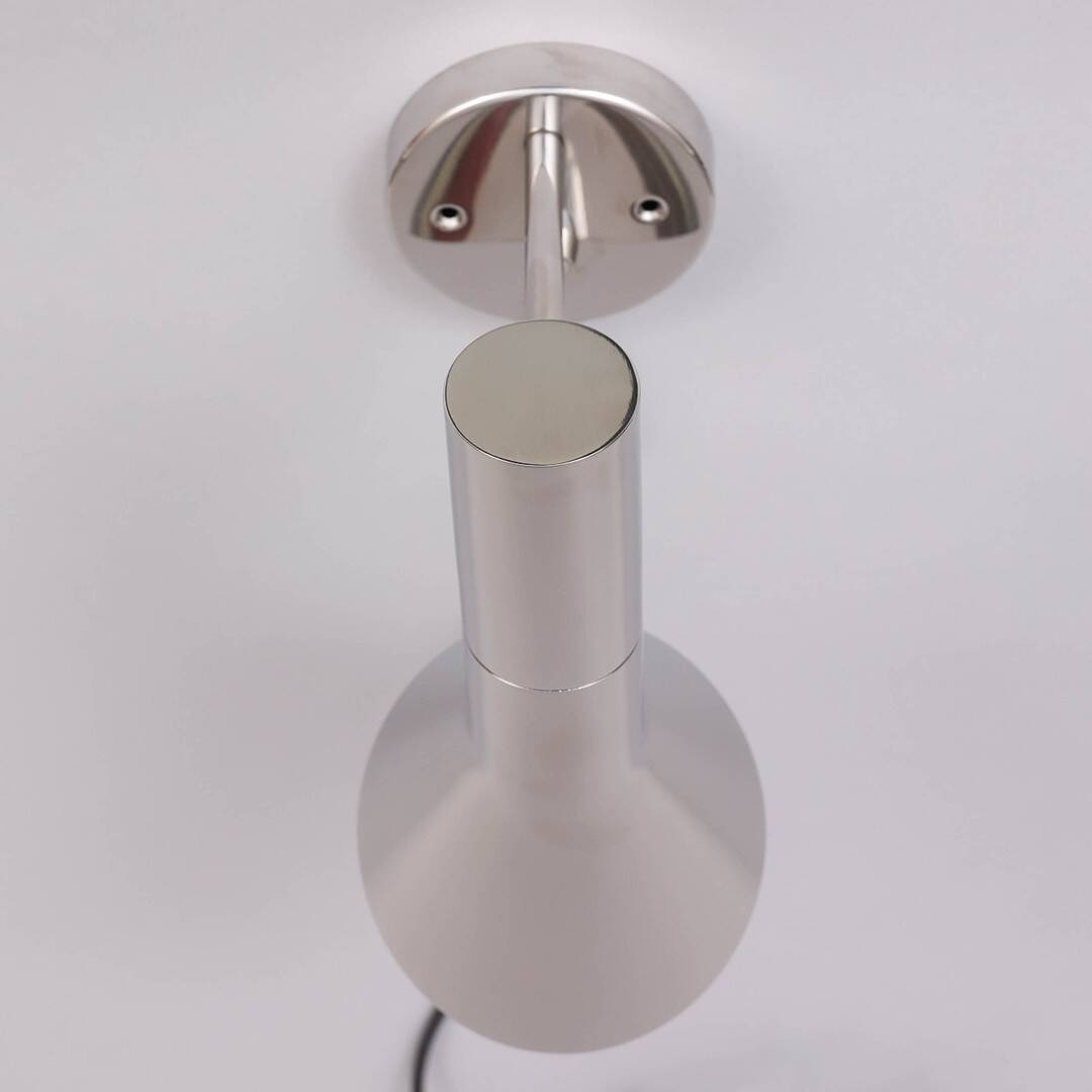 Applique AJ en chrome neuve avec emballage - Arne Jacobsen