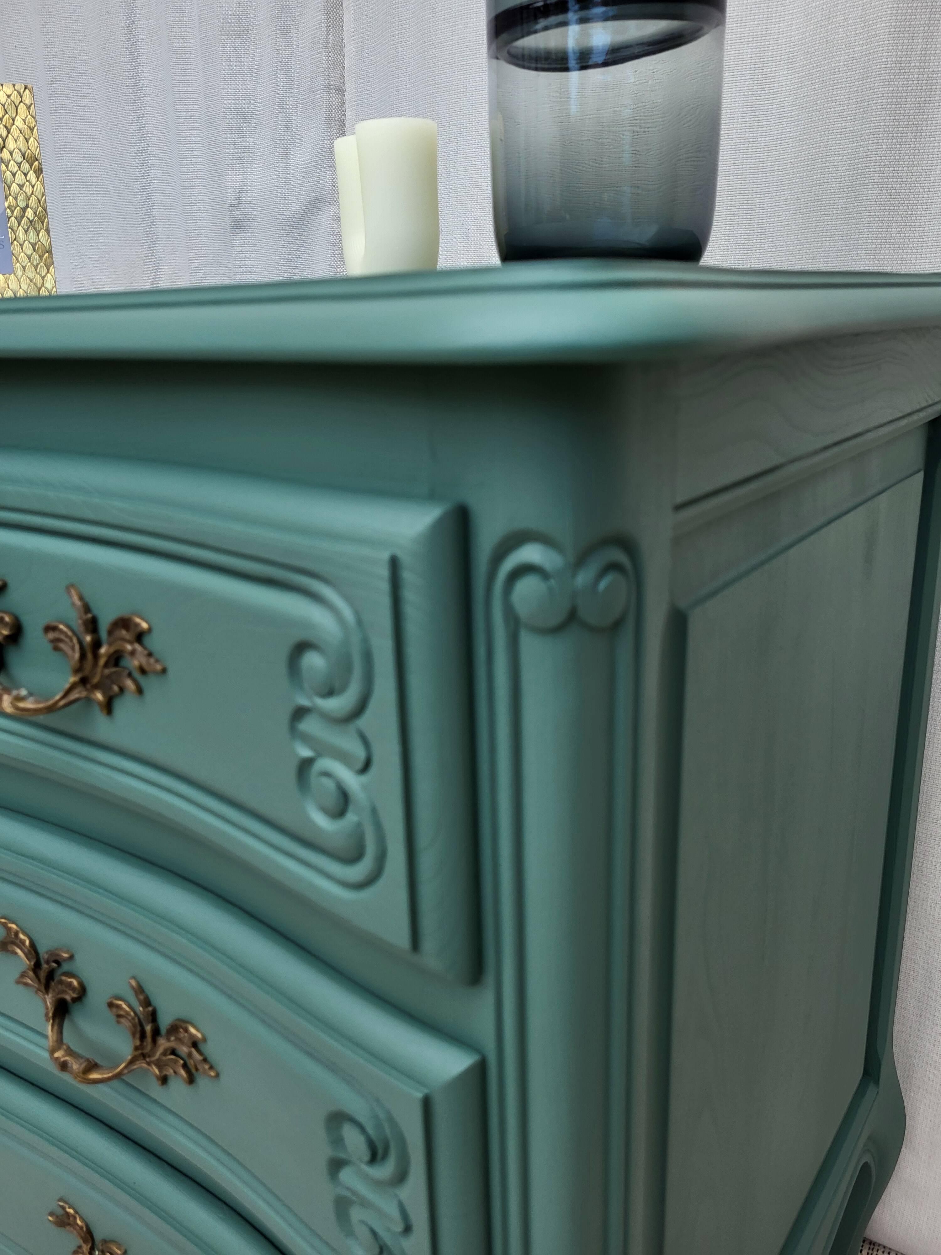 Louis XV chest of drawers