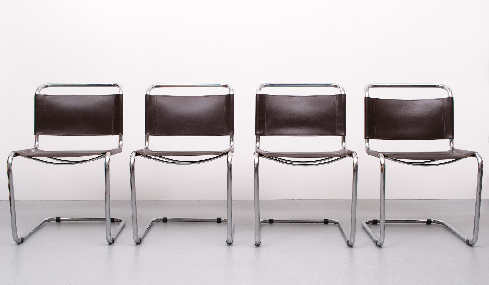 4 Mart Stam S33 Cantilever Dining Chairs, 1970s