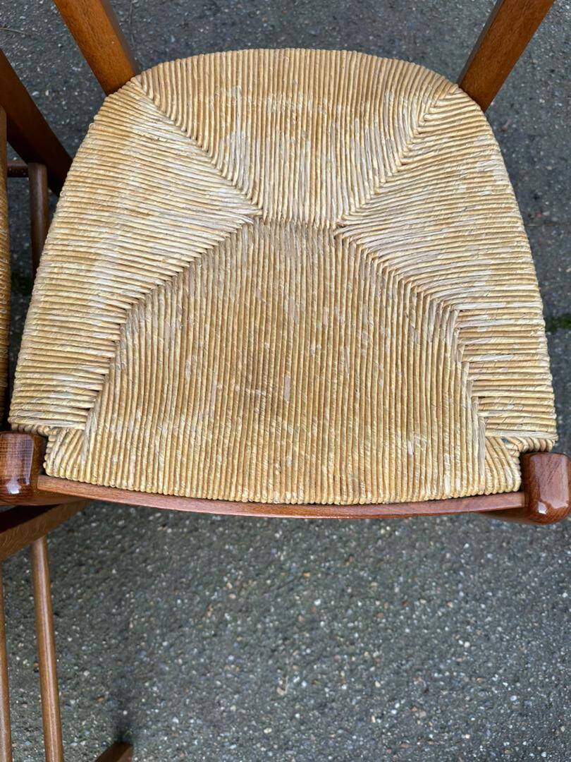 6 solid wood straw-seated Louis Philippe chairs, oak, 20th century.
