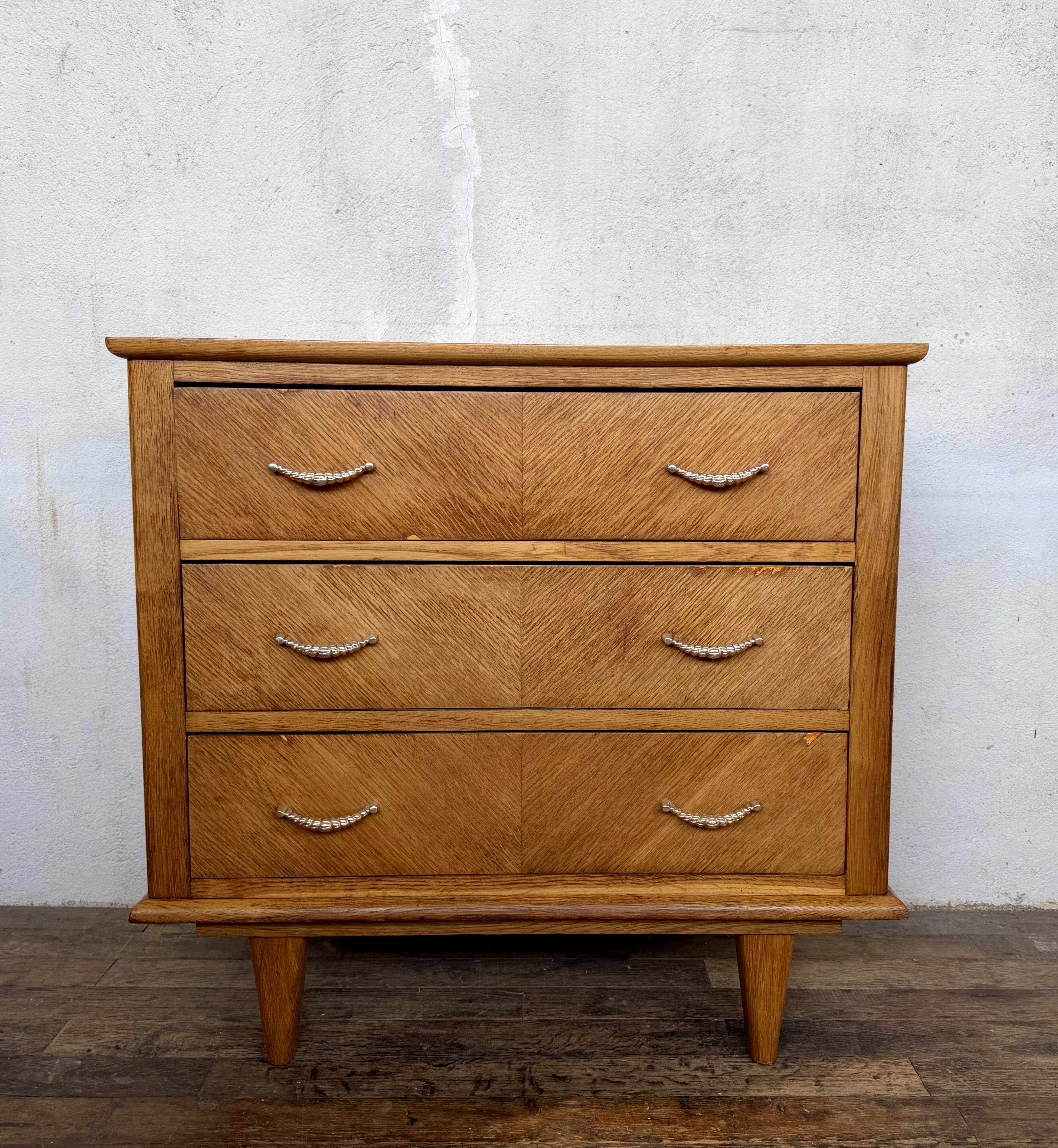 Vintage commode with diamond handles