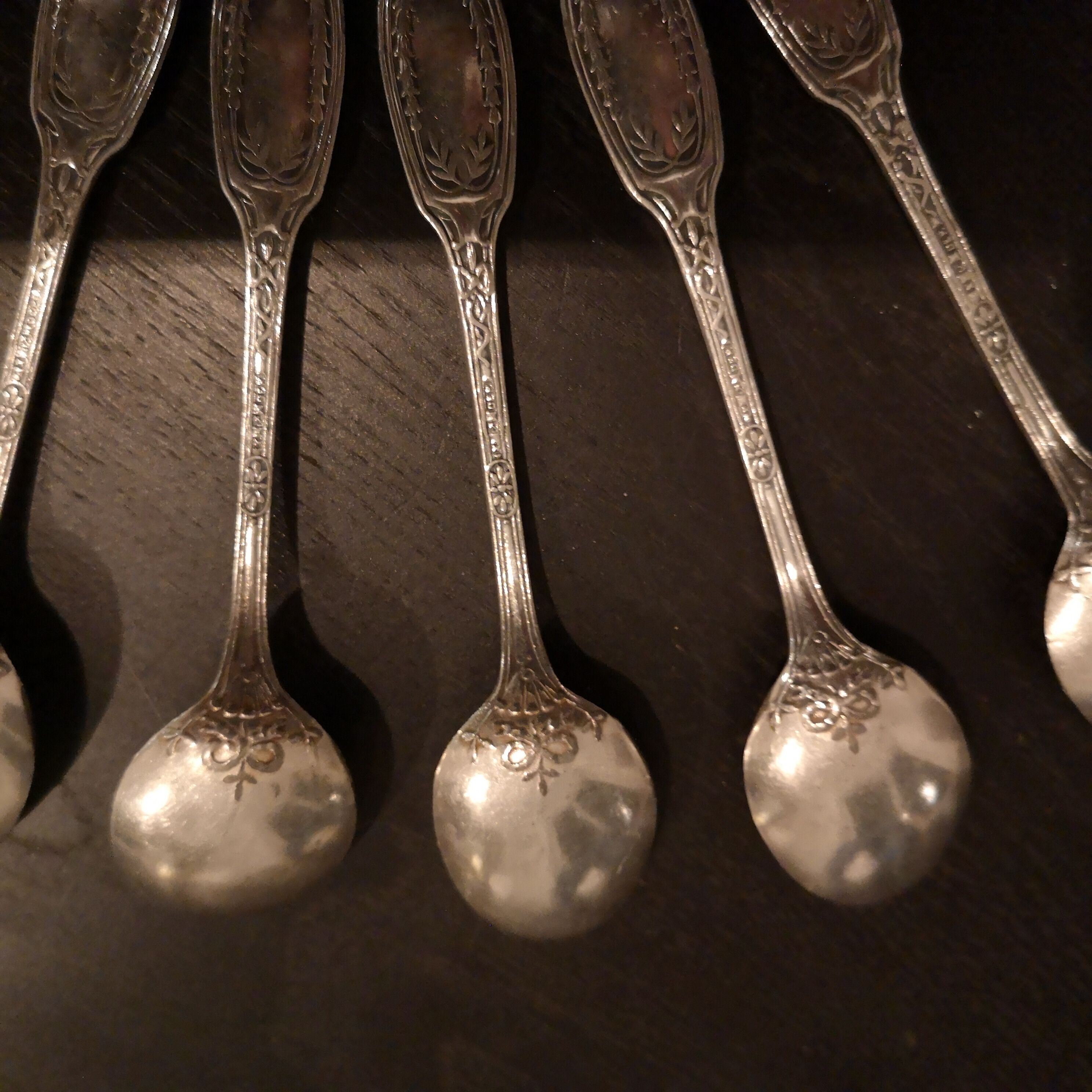 10 small silver metal spoons
