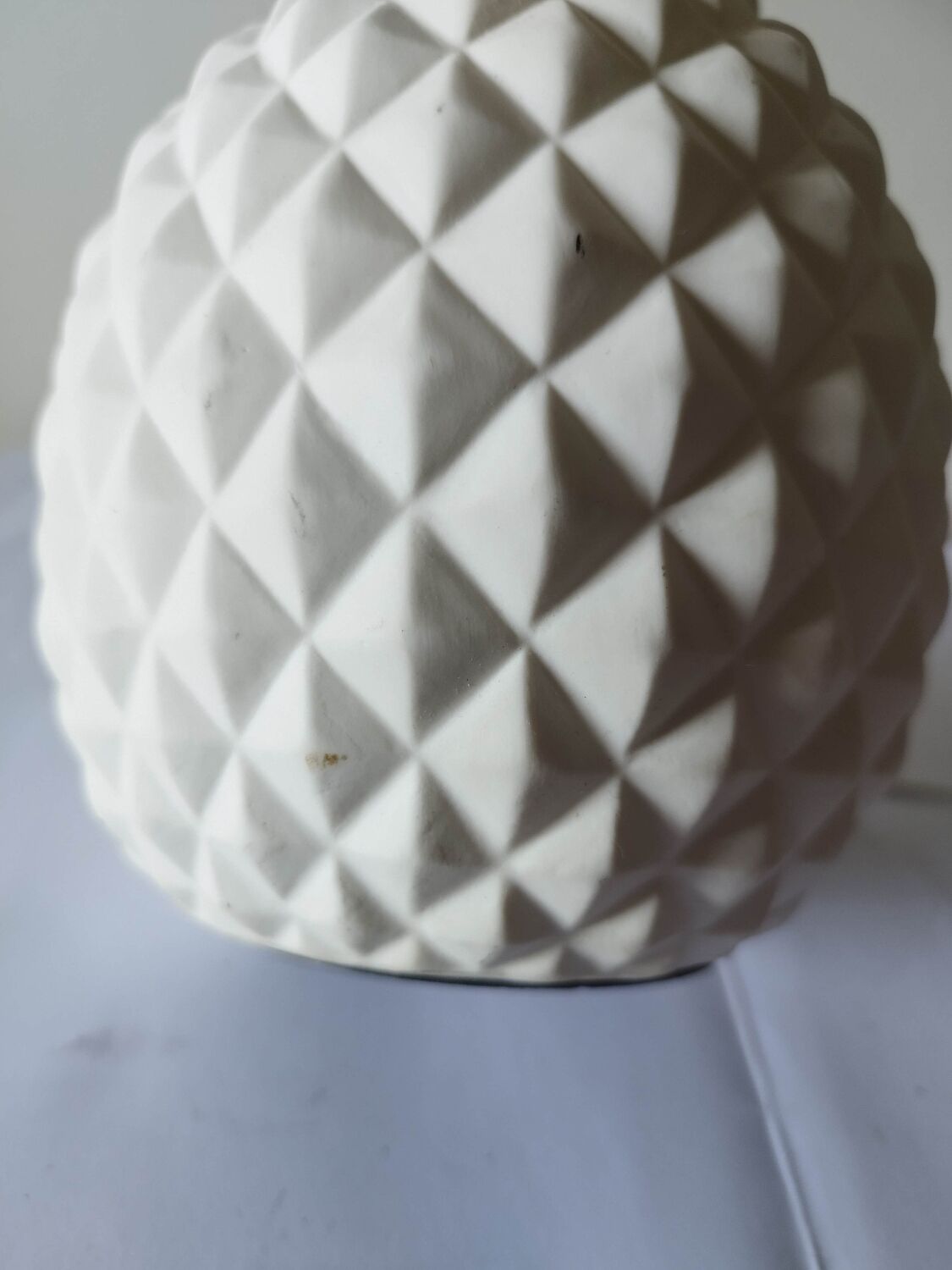 Pineapple lamp in white biscuit