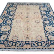 Tapis en laine crème floral Zeigler à nouer à la main, bleu clair, pour intérieur.