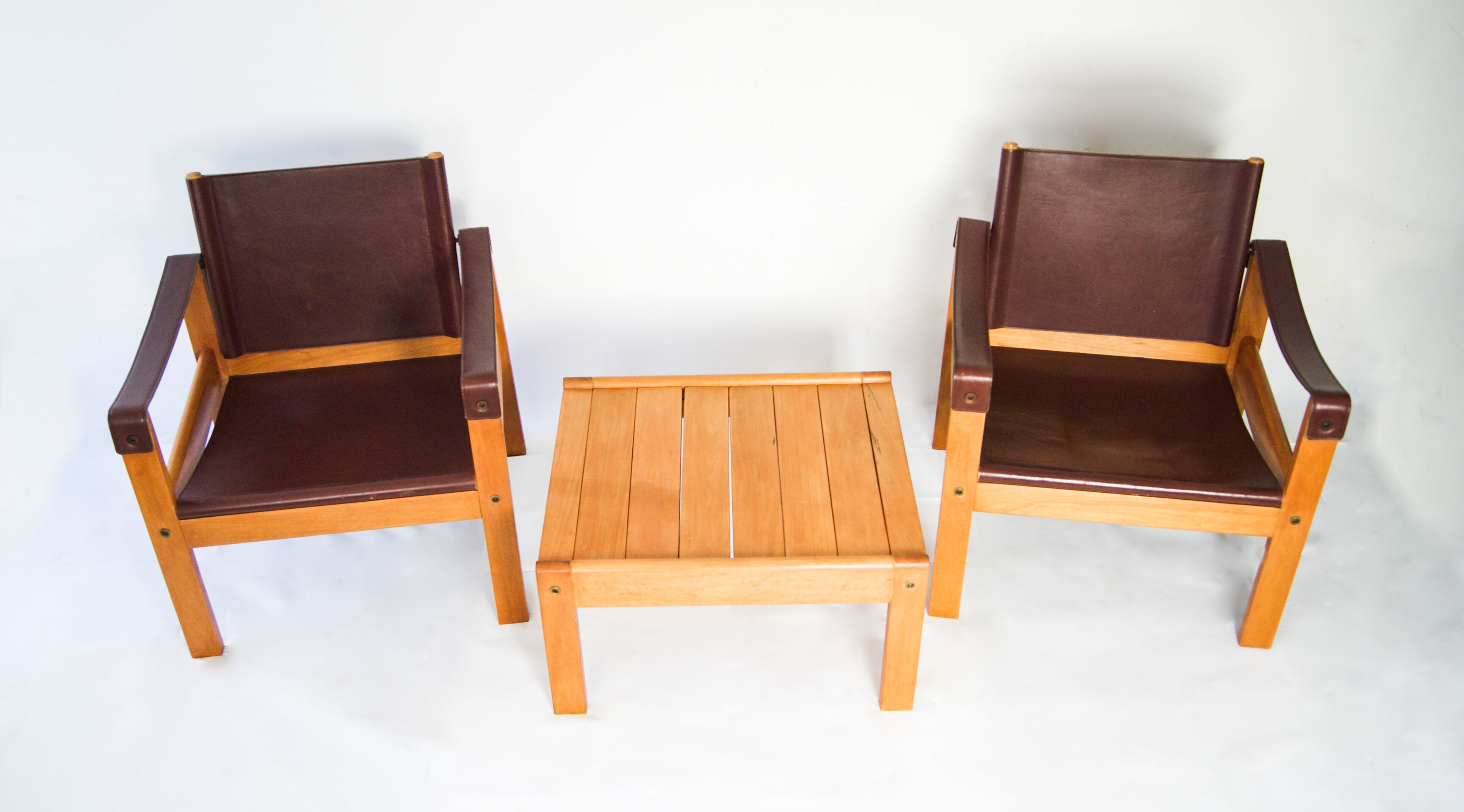 Karl Heinz Bergmiller For Escriba, Pair of Safari Leather Armchairs and Matching Coffee Table