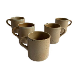 5 cups of sandstone coffee