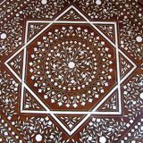 Table basse indienne « Ccic » des années 1970