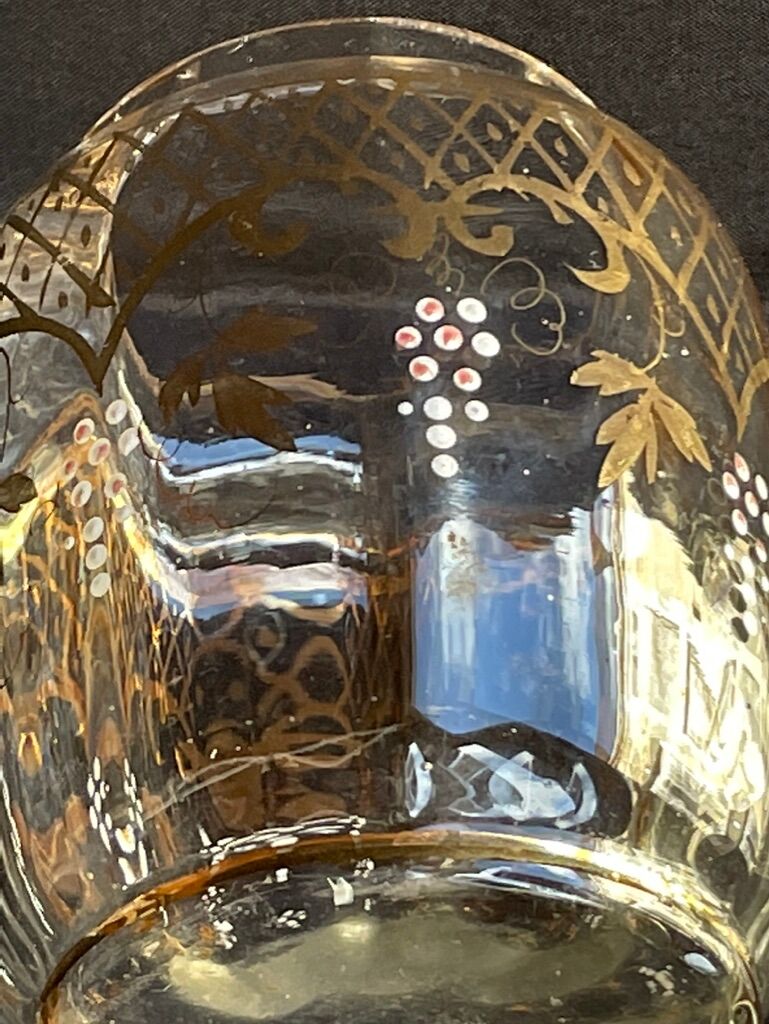 Covered pot called biscuitier