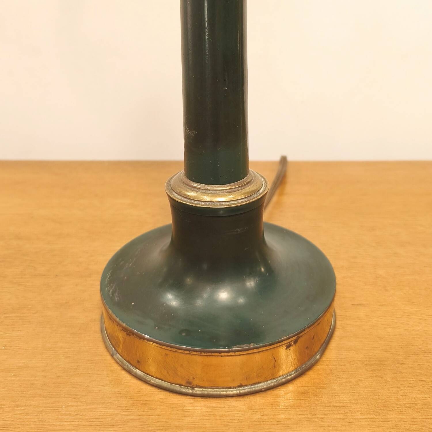 Pied de lampe à poser en métal, Maison Malabert