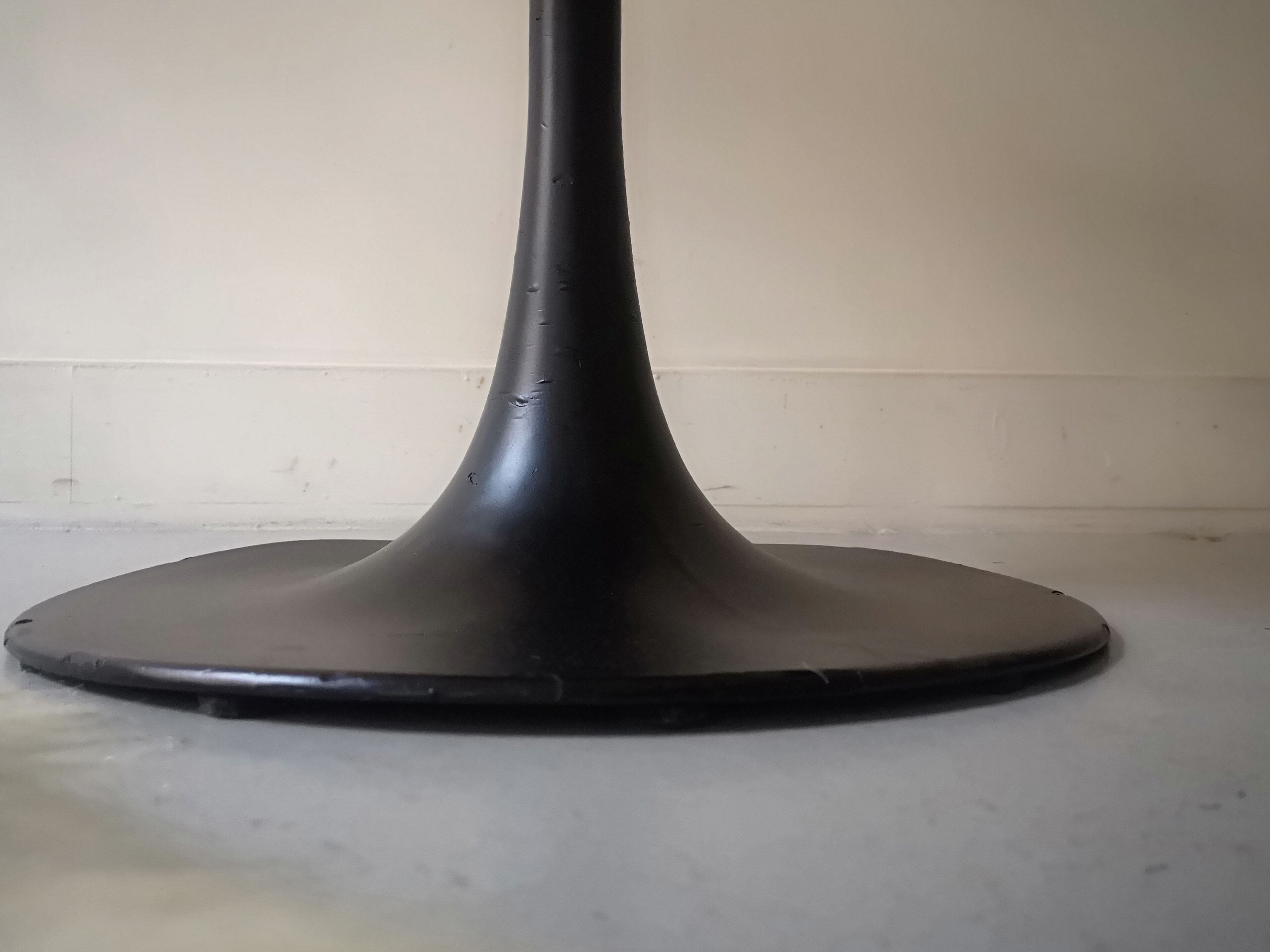 Black tulip stool cre rossi, design 1970
