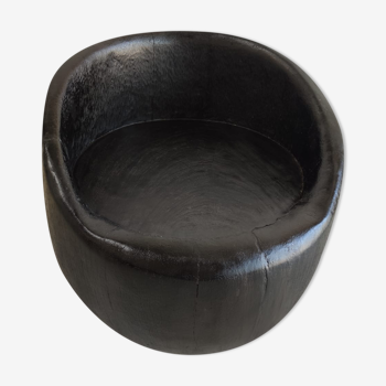 Tabouret circulaire en bois massif noir avec dossier moyen