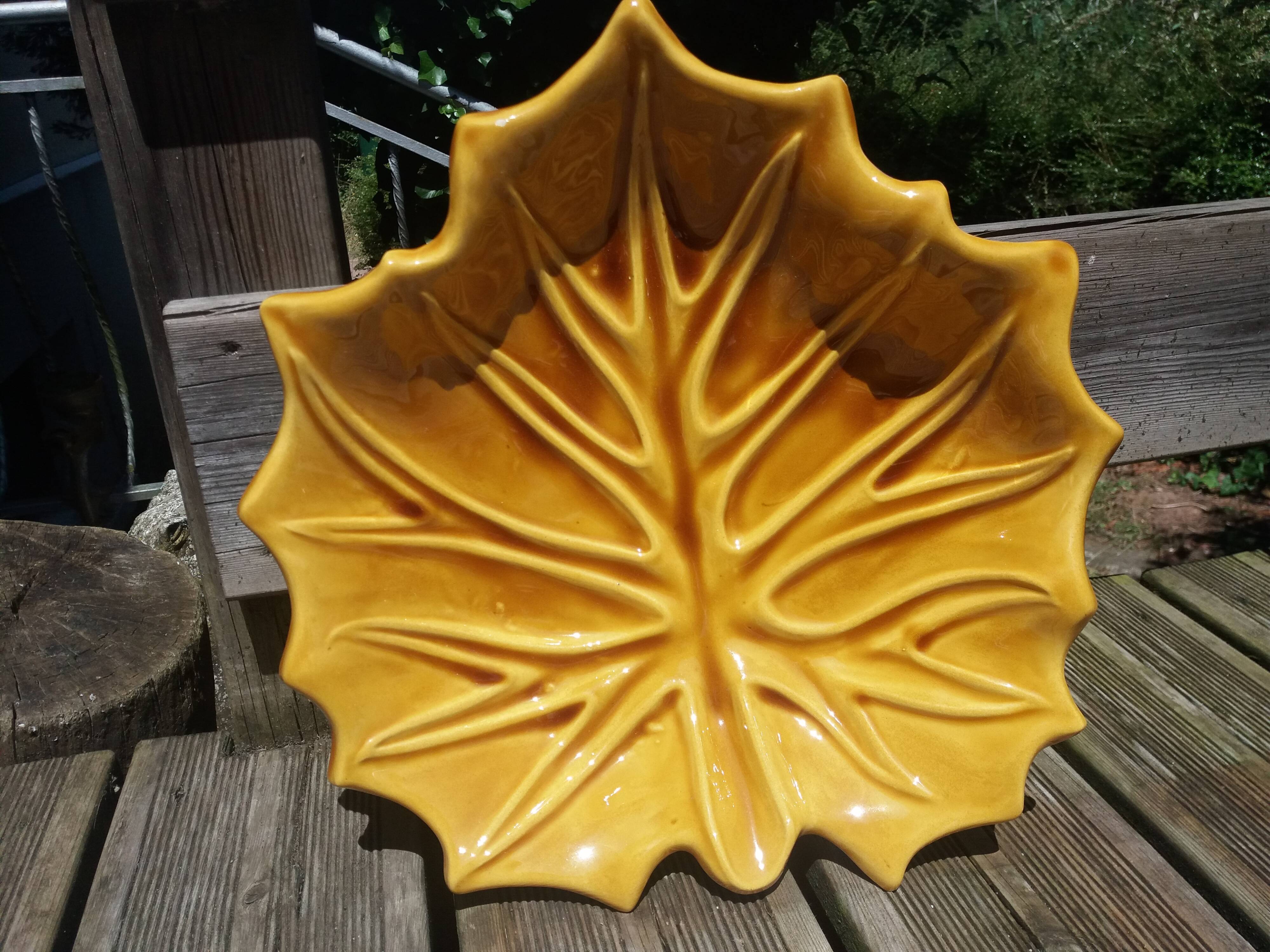 Empty fruit bowl FPP Vallauris leaf