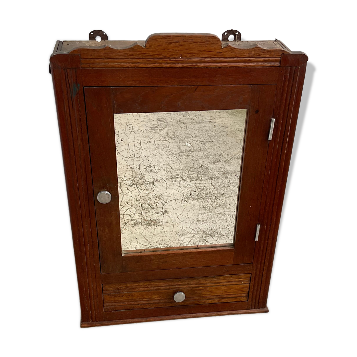 Armoire à pharmacie