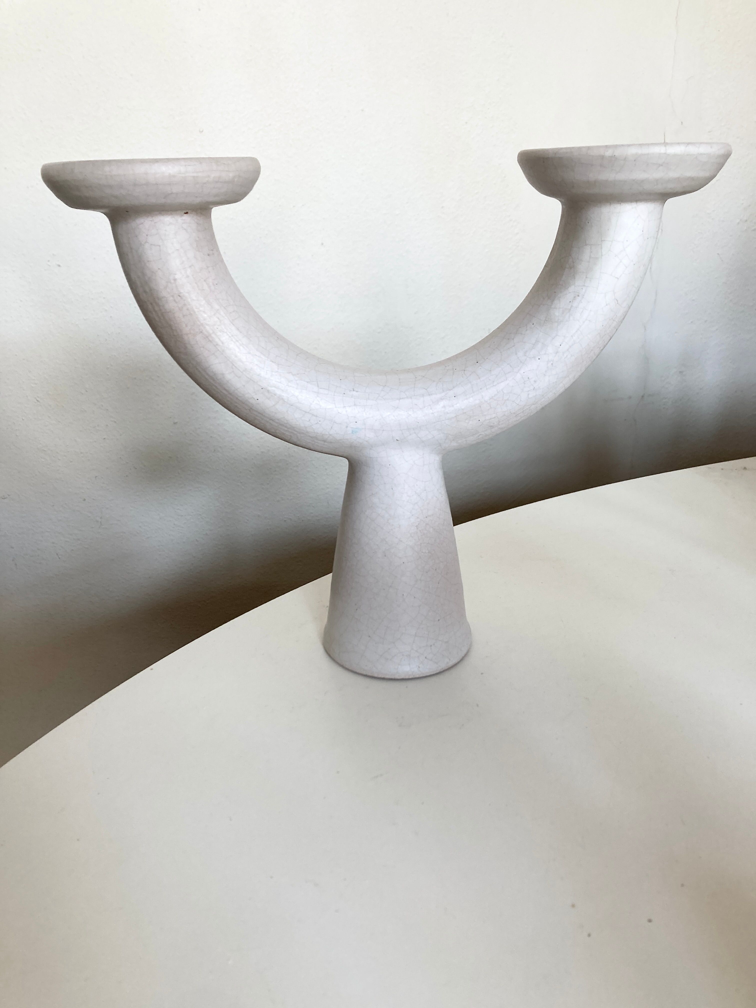 Brutalist candle holder made of white chamotte clay, 1980.
