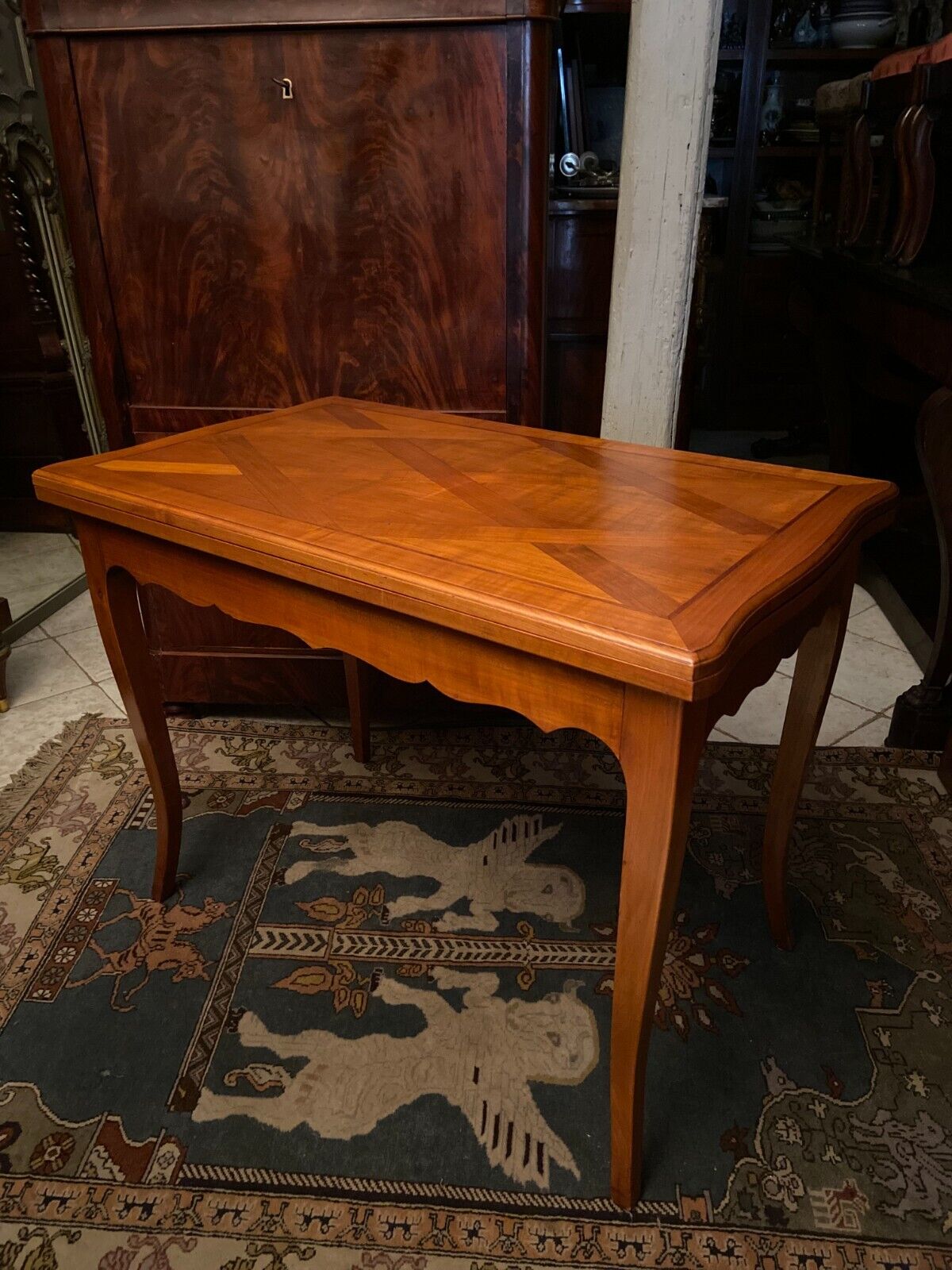 Table with wallet tray modular length Louis XV 281cm