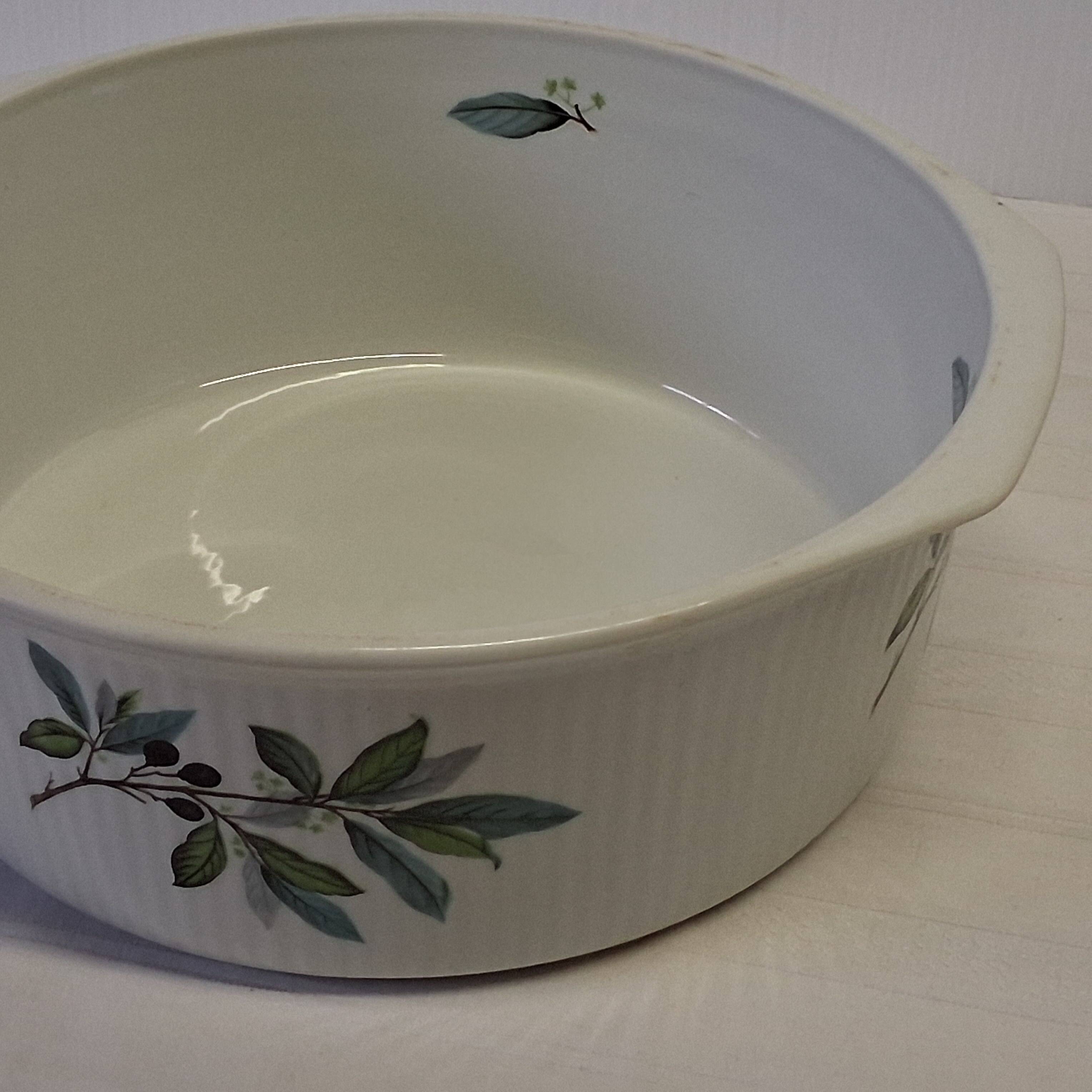 Very pretty Digoin Sarreguemines soufflé dish in very good condition