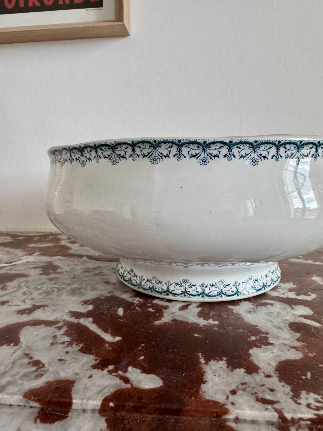 Bottom of the St Amand soup tureen 🥣