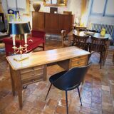 Former pharmacist desk