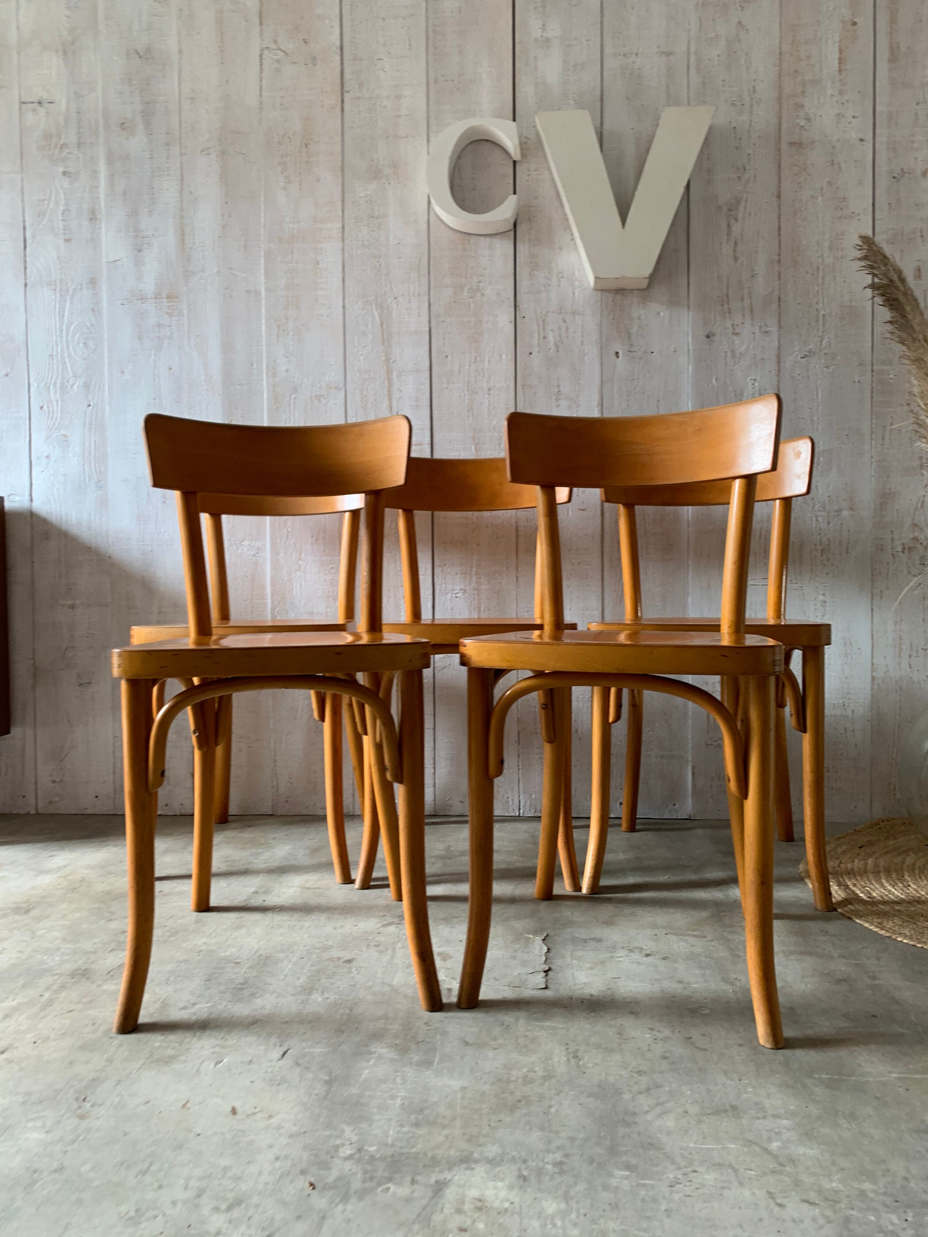Série de 5 chaises Thonet