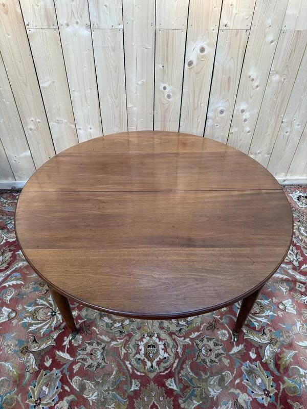 Table à manger ronde en acajou de style Louis XVI 230 cm