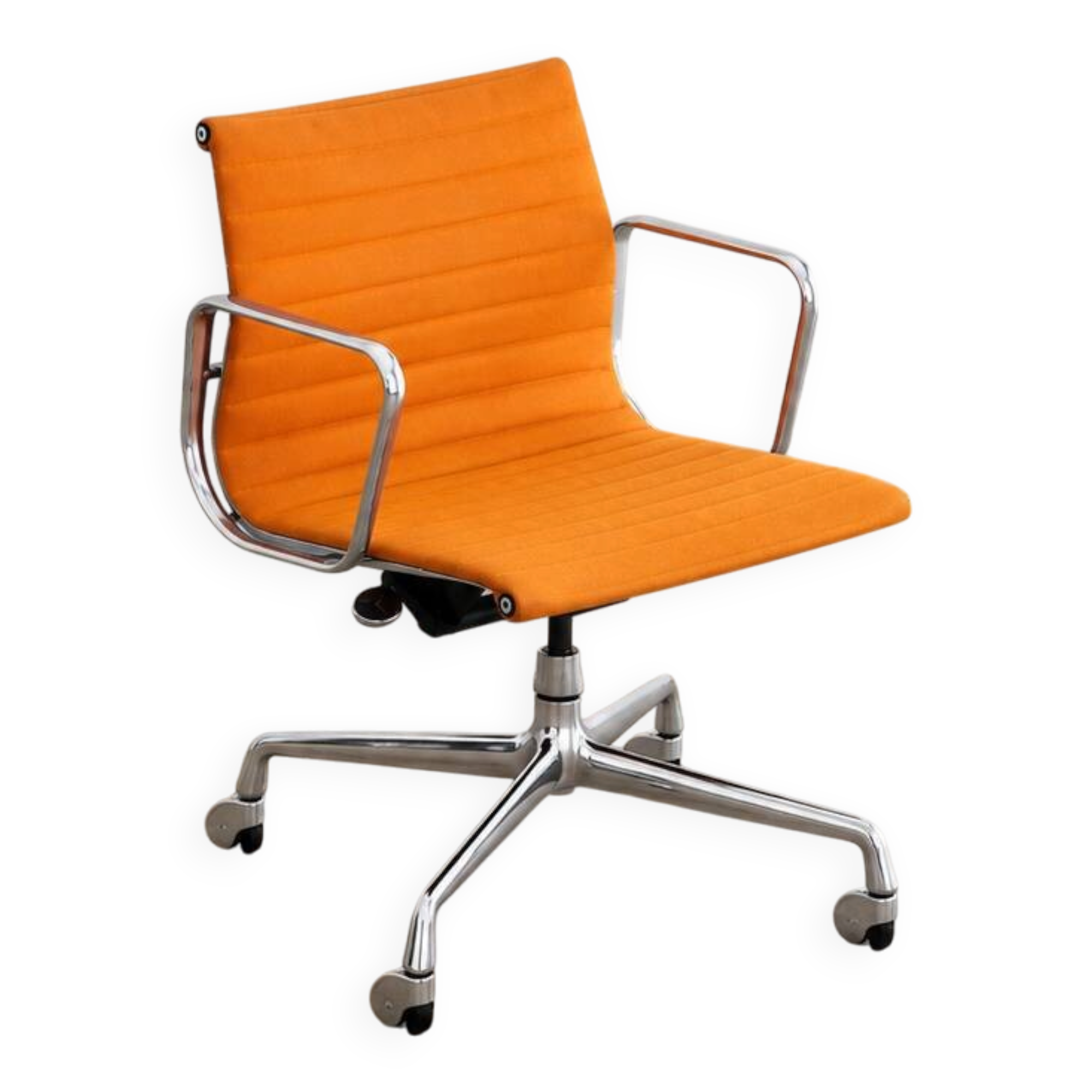 Chaise de bureau pivotante EA118 par Charles et Ray Eames pour Herman Miller