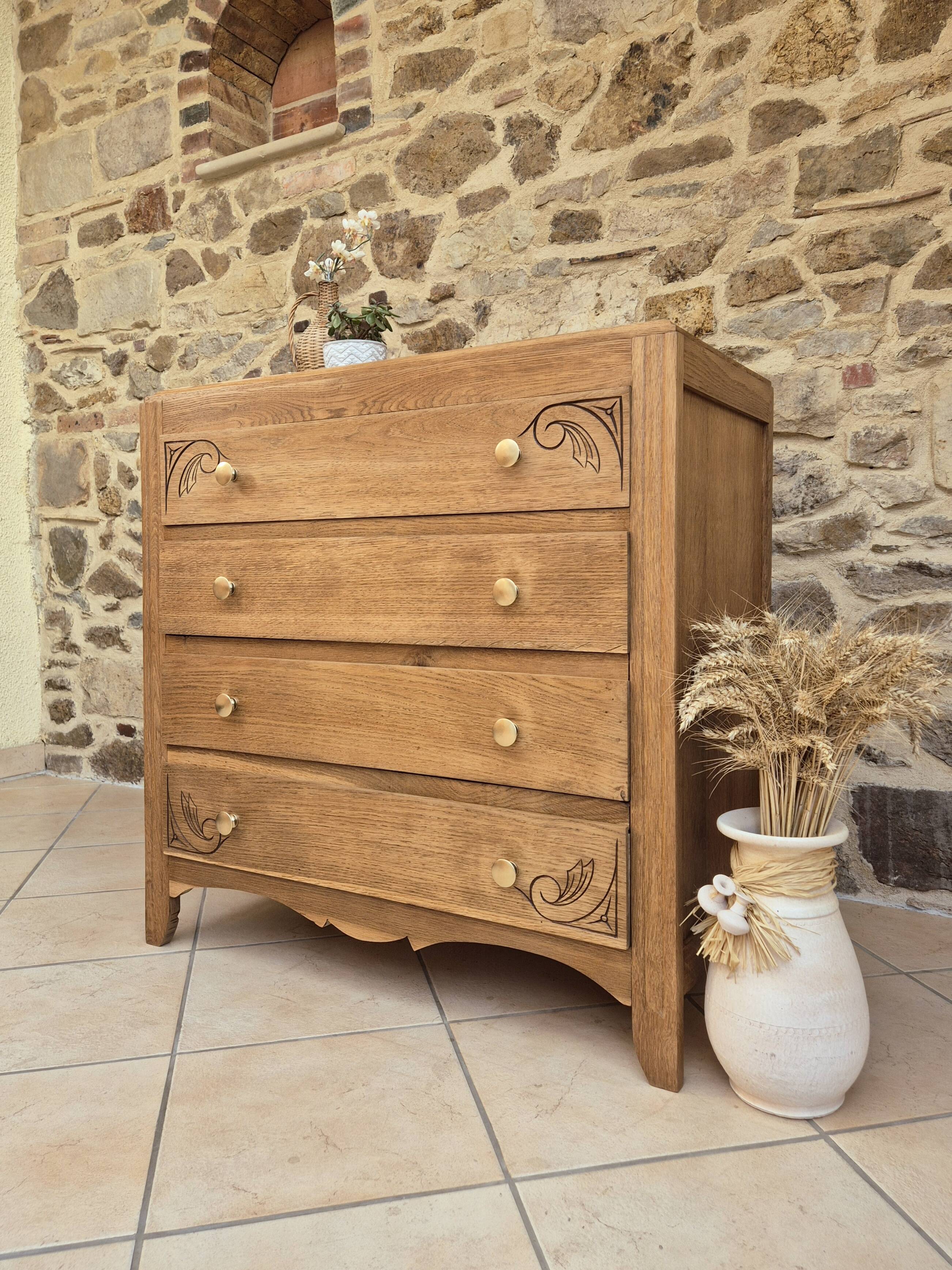 Art Deco chest of drawers