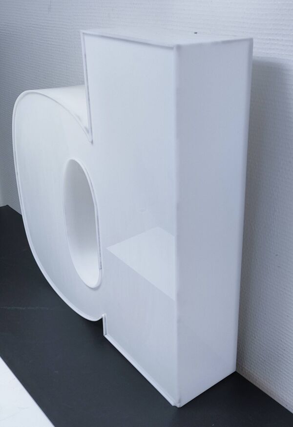 Lampe lettre d'enseigne ''D'' plexiglas années 80