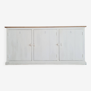 Sideboard - old white craft counter
