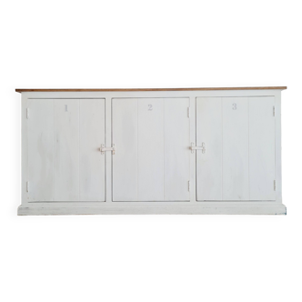 Sideboard - old white craft counter