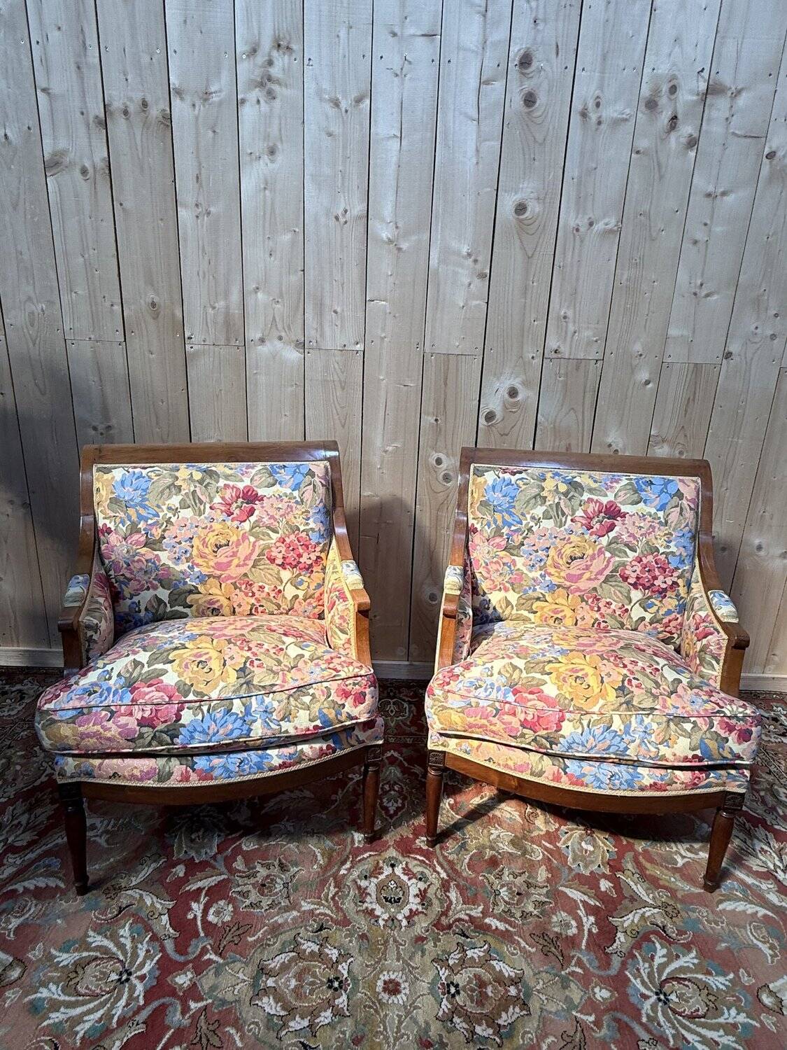 Pair of large armchairs in Louis XVI - Neoclassical style