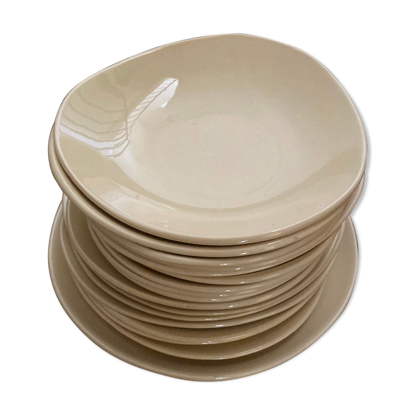 Product BHV 9 hollow plates free-form cap ivory faience 1070