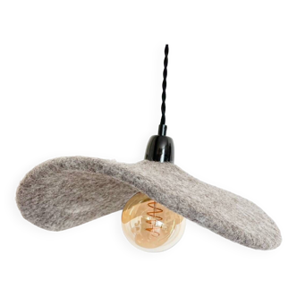 Felt suspension